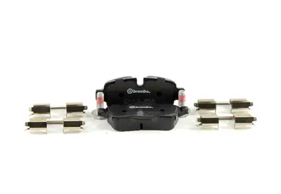 4 Plaquettes De Frein Brembo P06052